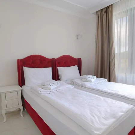 Aparthotel Adonis 305