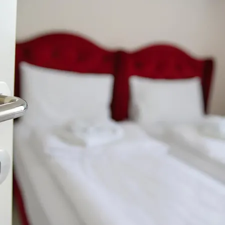 Adonis 305 شقة فندقية *