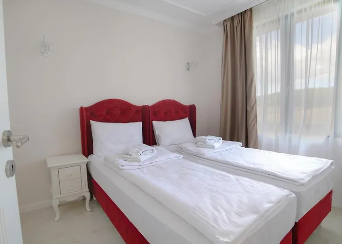 Aparthotel Adonis 305