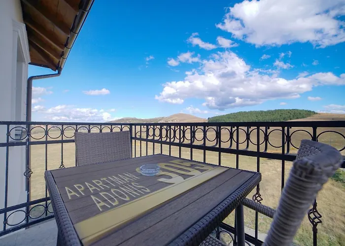 Adonis 305 Aparthotel